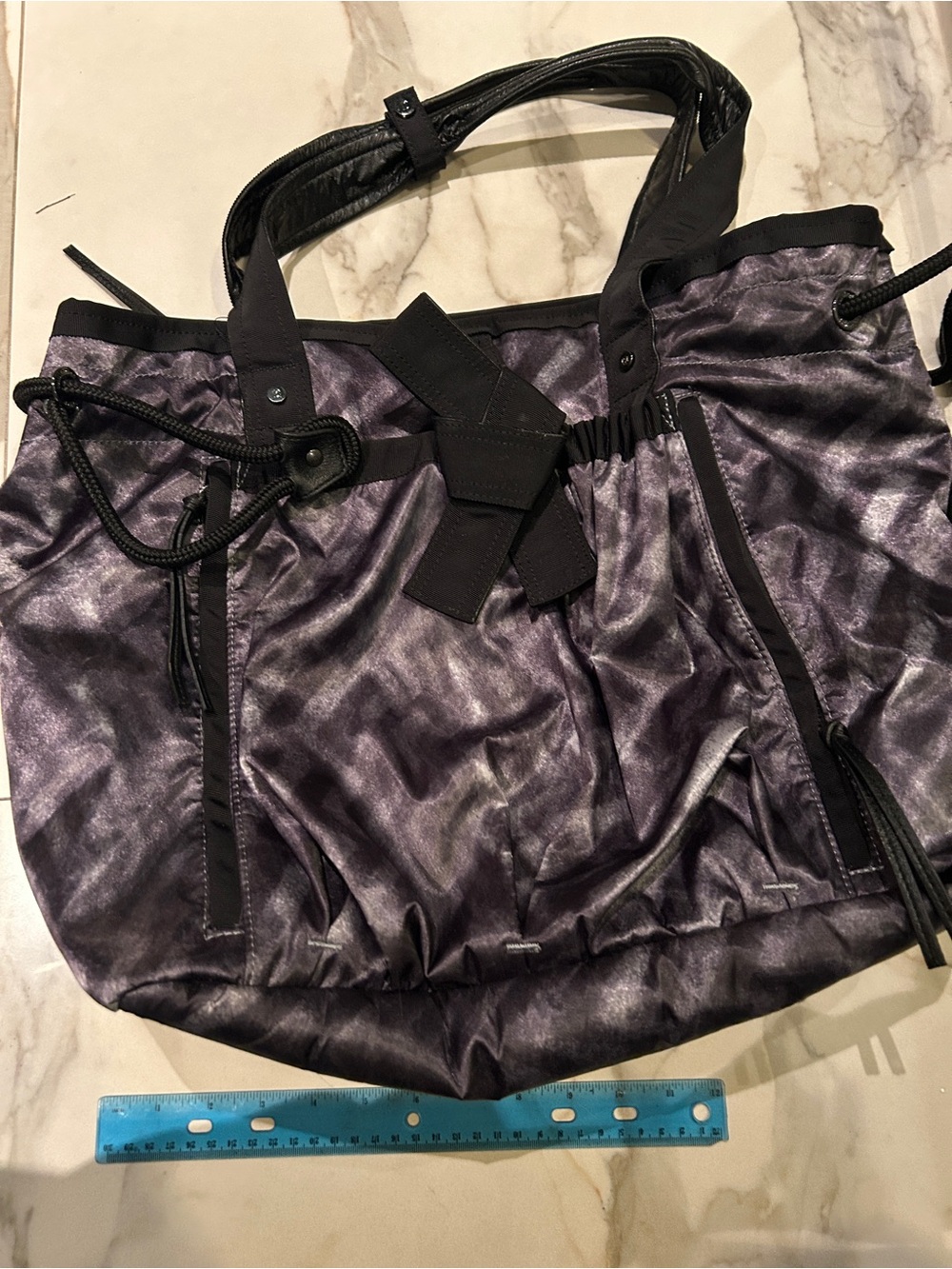 Lululemon athletica Womenโs Shimmer black, gray purple Tote Bag very rare